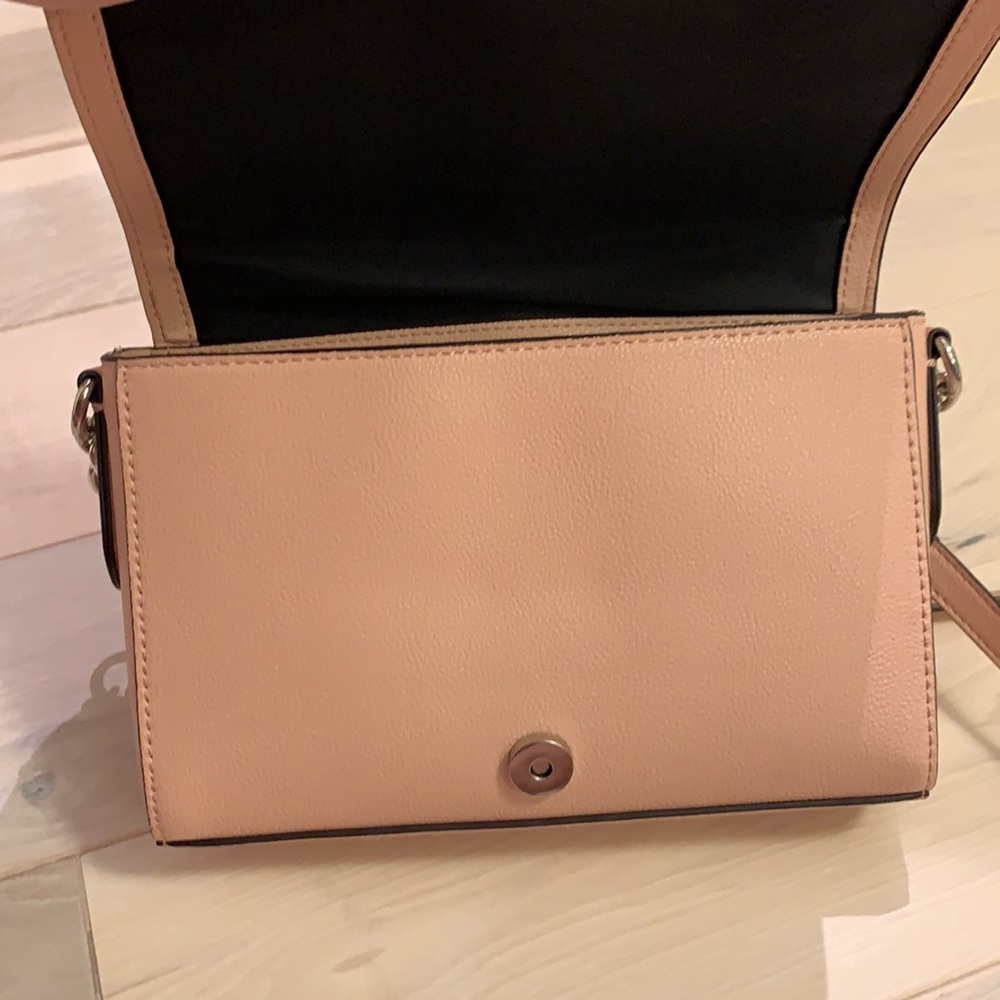 Chaps pink mauve cross body bag. - Picture 8 of 8